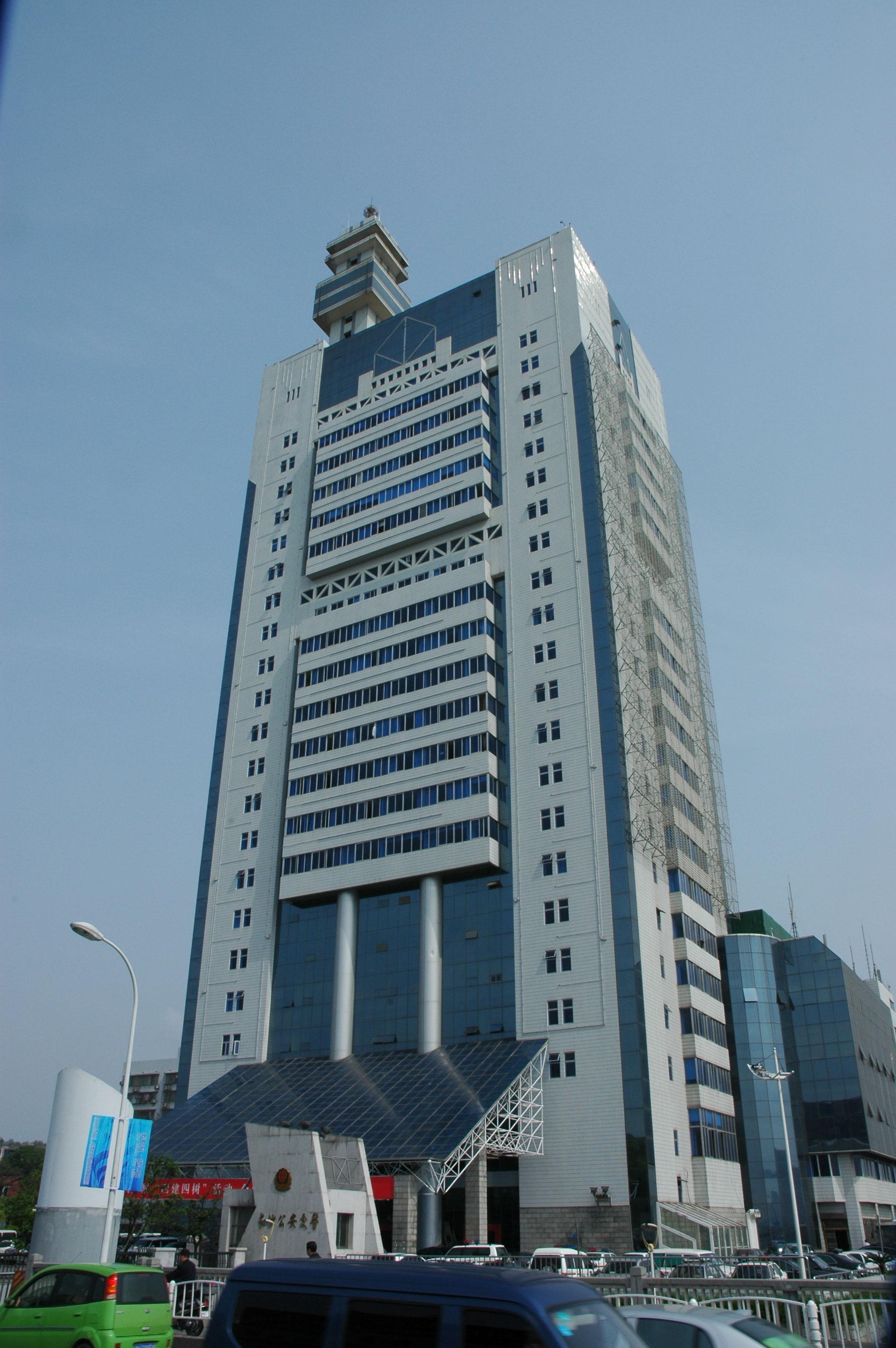 湖南省长沙河西交警大楼